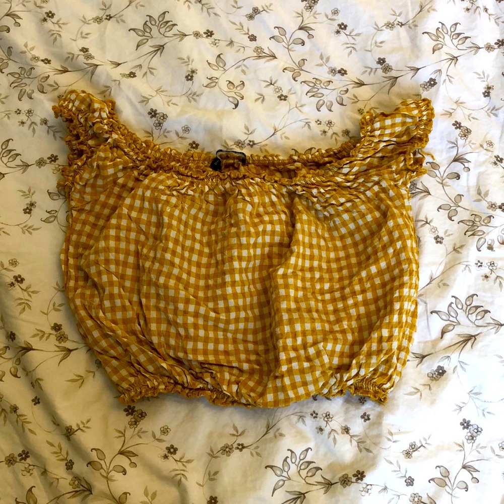 Brandy Melville crop top